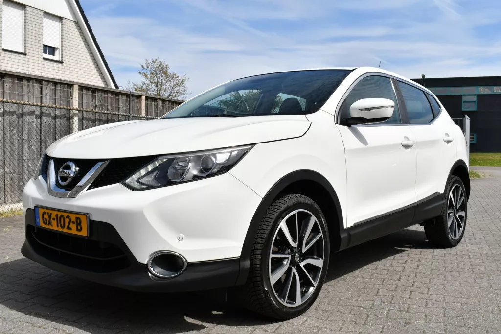Nissan QASHQAI 1.2 2015 Orig NL Clima | Carplay | 19"