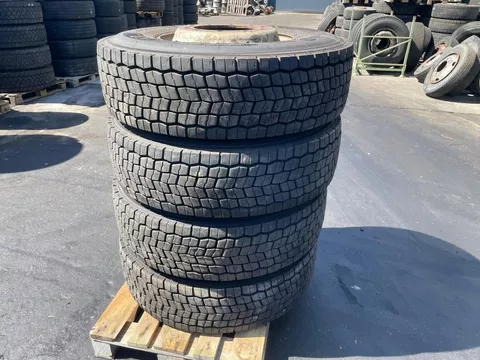Diverse TECHKING TASK DH 315/80R22.5 SET