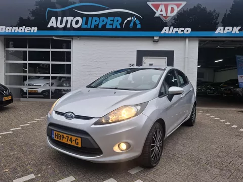 Ford Fiesta 1.25 Trend Carplay | Airco | All Seasonbanden | Nieuwe APK bij aflevering