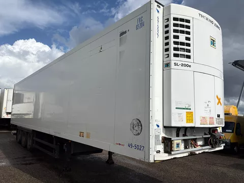 Schmitz Cargobull Thermoking SL 200 E,SAF, 260 cm hoog, only 5820 dieselhours
