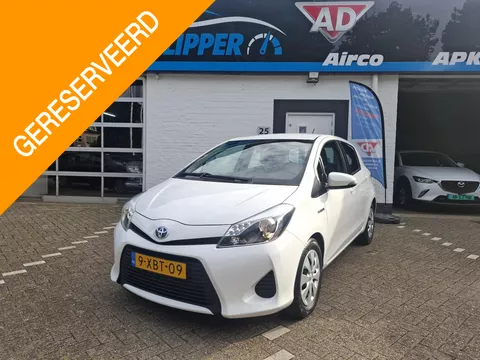 Toyota Yaris 1.5 Full Hybrid Aspiration Automaat | Camera | Navi | Cruise | Trekhaak | Nieuwe APK bij aflevering