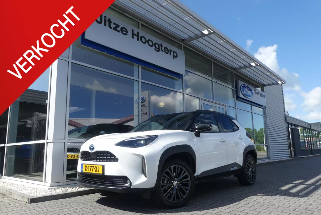 Toyota Yaris Cross 1.5 Hybrid Executive AFN. TREKHAAK, HUD, STOELVERWARMING, ADAPT. CRUISE, CLIMA, NAVI, CAMERA, PDC V&amp;A, APPLE CARPLAY/ANDROID AUTO, BLIS, KEYLESS, JBL, 11.175KM