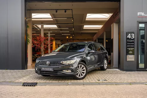 Volkswagen Passat Variant 1.5 TSI Business Plus Pro | Acc | Lane Assist | Camera | Navi | Virtual Cockpit | Carplay |