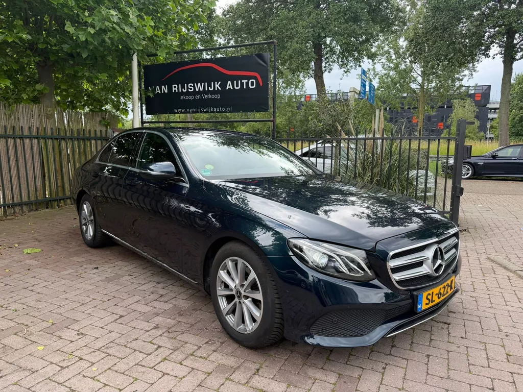 Mercedes-Benz E-klasse 220d Premium Xenon Leder 1eEig EX BPM