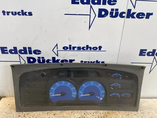 Renault 5010614129 INSTRUMENT PANEL (2000-2005)