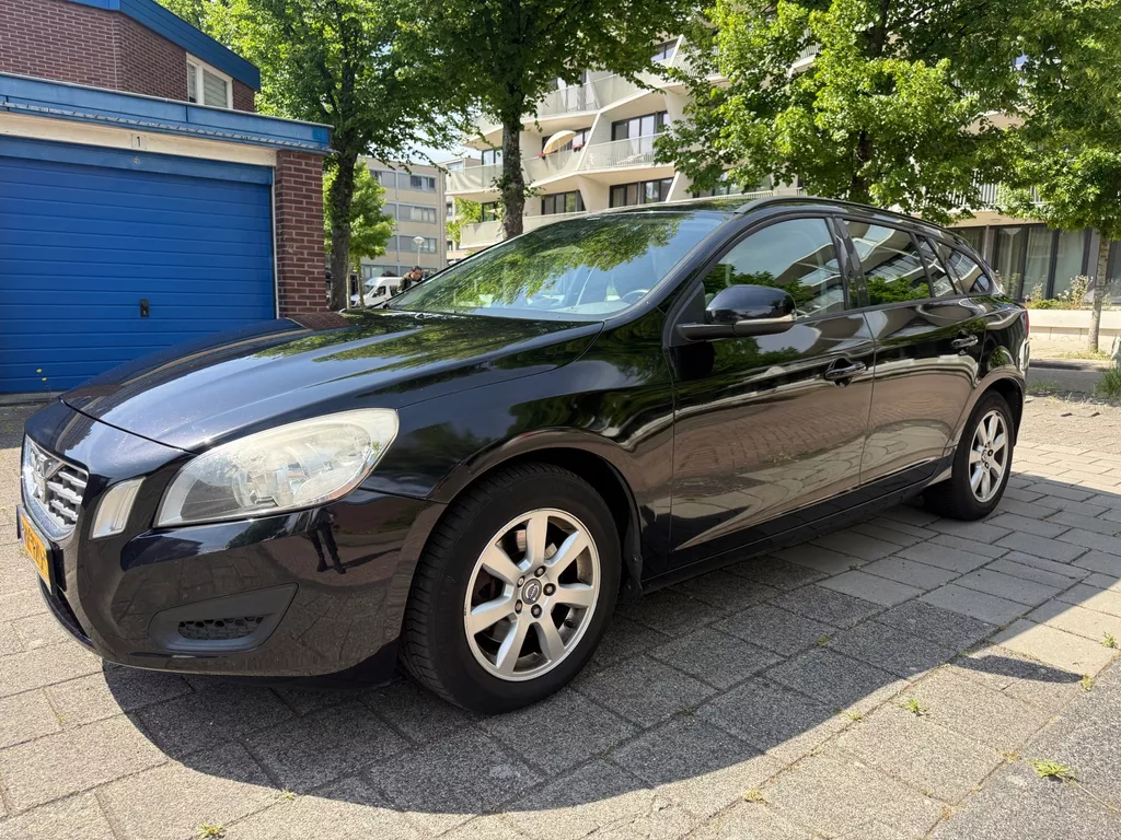 Volvo V60 1.6 D2 Ocean Race Euro 5 Cruise Trekhaak NW APK