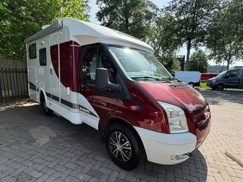 Dethleffs GLOBEVAN 01 Zeer nette Camper Satelliet Solar Airco Douche