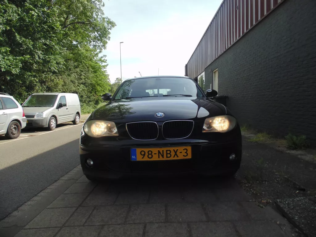 BMW 1-serie 116i 5 DEURS MET AIRCO APK 06-2027