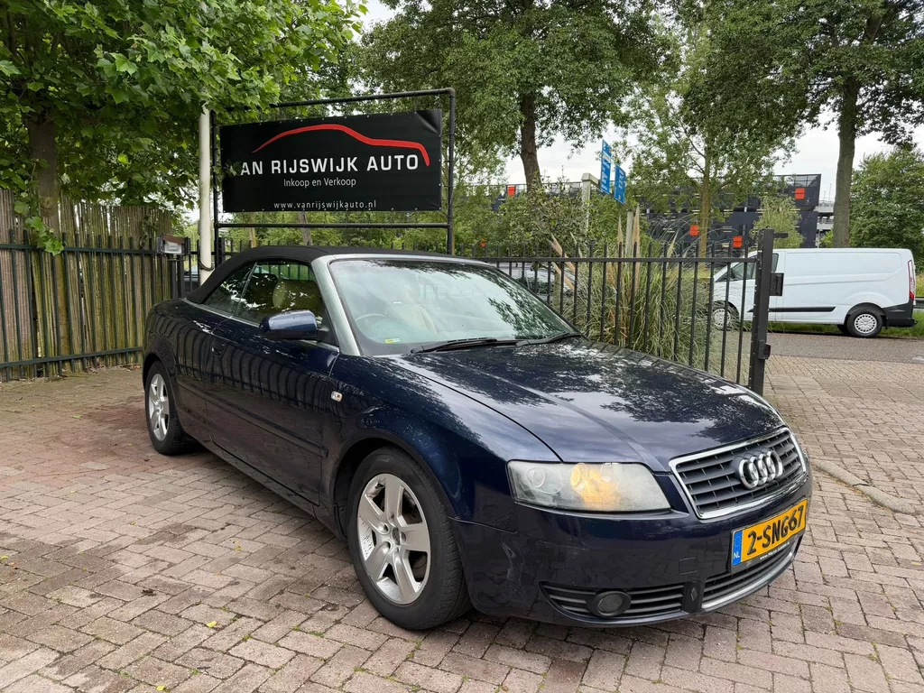 Audi A4 Cabriolet 1.8 Turbo RECHTS gest met werk Rijdt en Schakelt prima