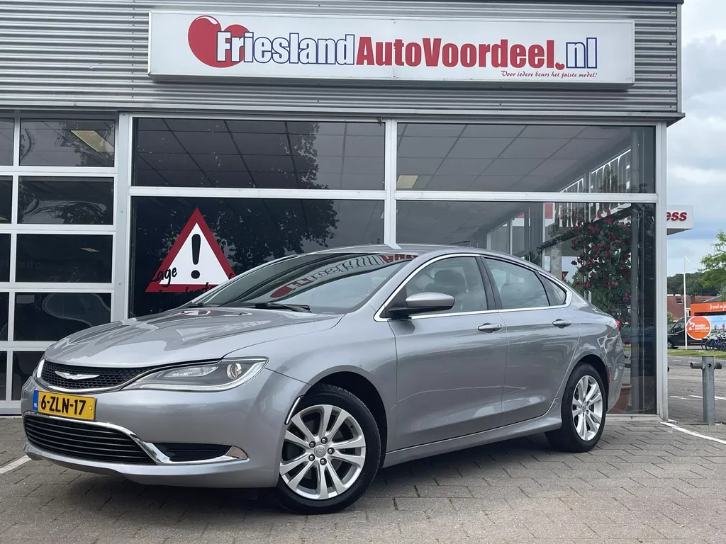 Chrysler 200 ltd /Automaat/Cruise/Climate/Navi/Keyless/Stoel- stuur verw./APK 06-2027/