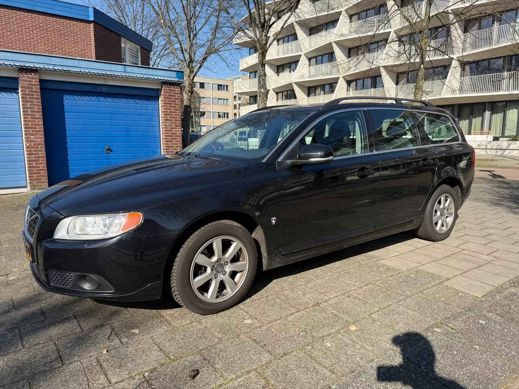Volvo V70 1.6 T4 Limited Black Edition Leder Cruise nw apk