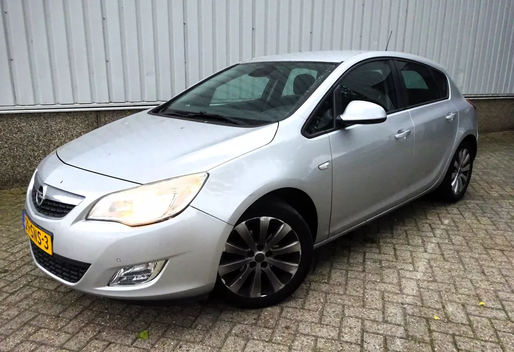 Opel Astra 1.6 Selection | AUTOMAAT geen APK meer!!!!
