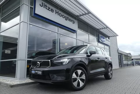 Volvo XC40 1.5 T4 Plug-in hybrid Essential Bright FACELIFT, WINTER PACK, CRUISE, CLIMA, NAVI, CAMERA, PDC V&amp;A, APPLE CARPLAY/ANDROID AUTO, STANDKACHEL, 17.697KM