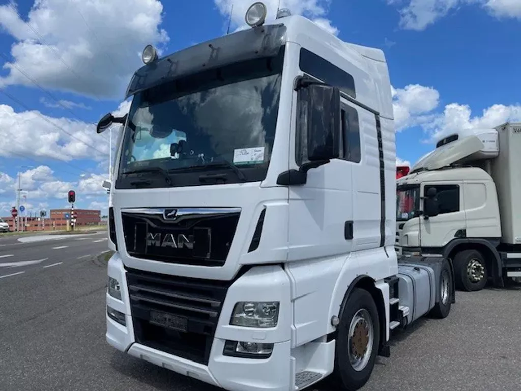MAN TGX 18.460 XXL,ADR/VLG,APK:01/2027,2xtank