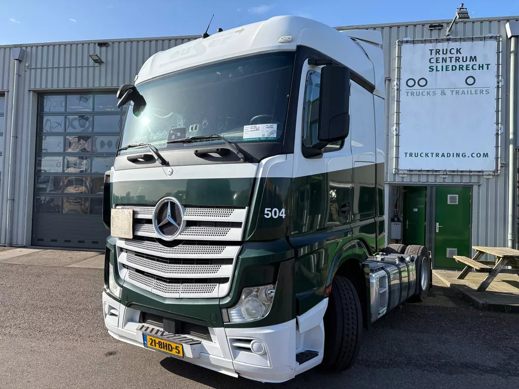 Mercedes-Benz Actros 1842 LS,ADR/VLG,Gardner Denver GD 150 compressor,NL truck
