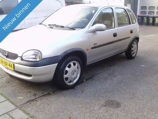 Opel CORSA-B 1.4  5 DEURS  AUTOMAAT