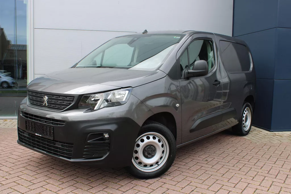 Peugeot Partner 1.5 BlueHDI 130pk Premium Automaat 3-zits Airco Cruise Carplay BPM-vrij Zijdeur Super mooi