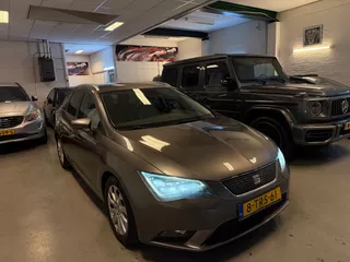 Seat Leon ST 1.6 TDI Style Kombi Navi Leder BJ-14