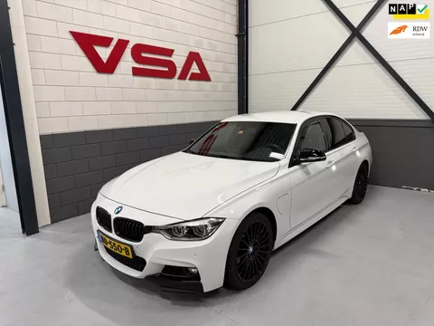 BMW 3-serie 330e|M-pakket|flippers|lederen interieur|B48 motor|87SOH|Cruise|PDC|Topstaat