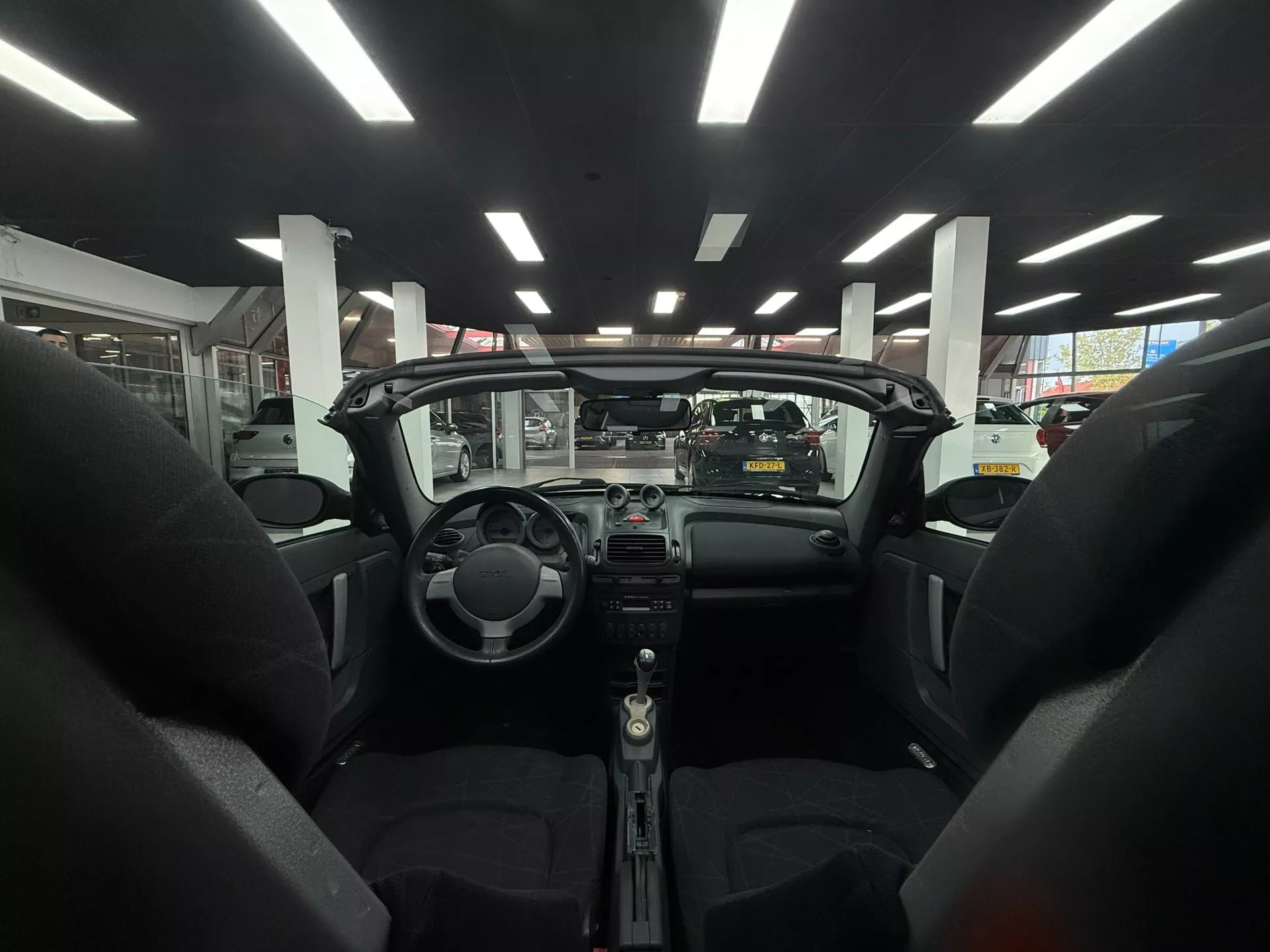 Smart-Roadster-0-7-Soft-Top-1ste-Eig-Dealer-onderhouden-15.webp