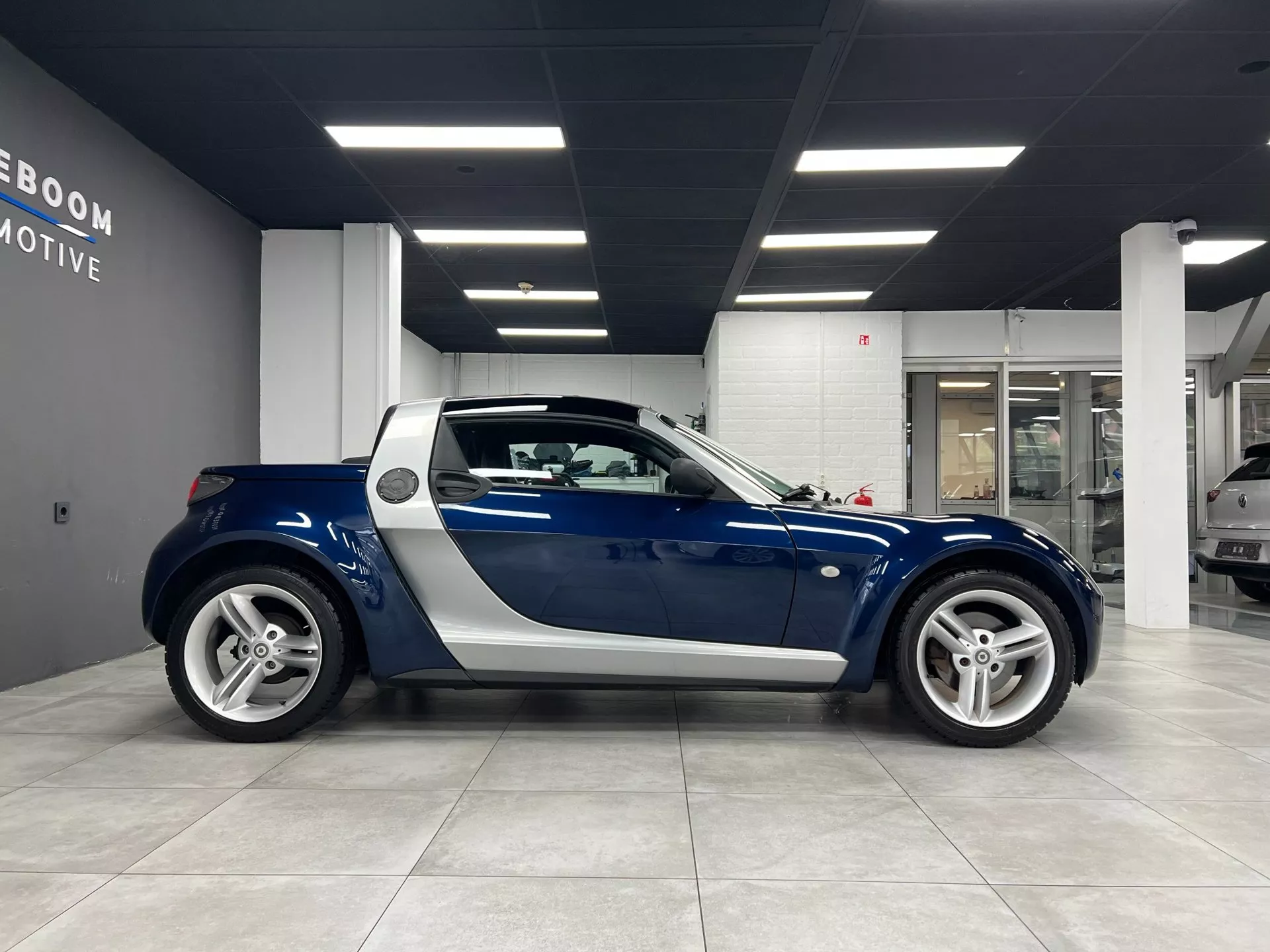 Smart-Roadster-0-7-Soft-Top-1ste-Eig-Dealer-onderhouden-8.webp