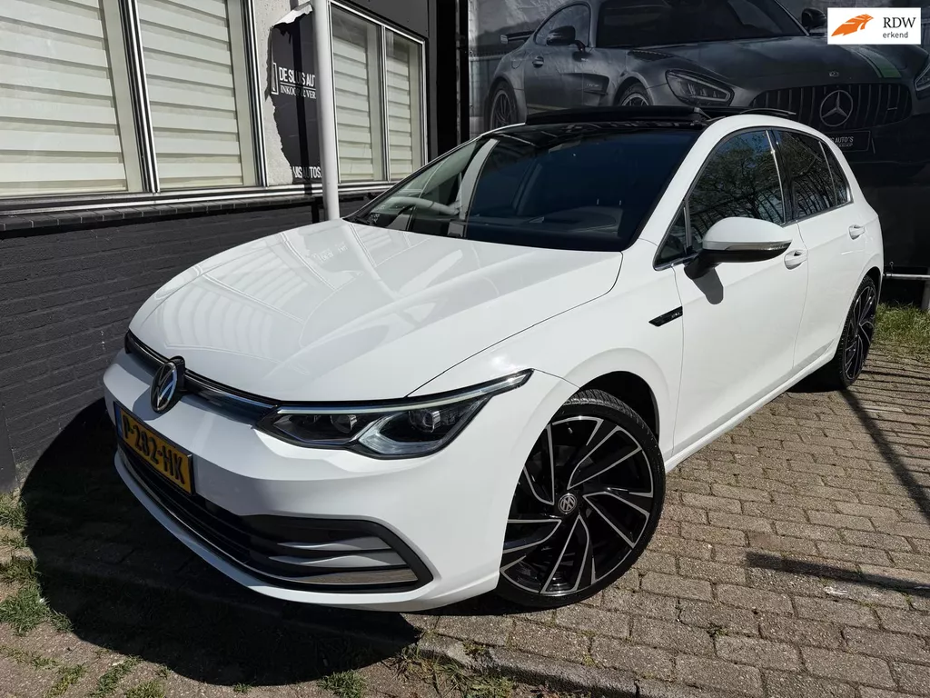 Volkswagen Golf 2.0 TDI Style Pano HUD