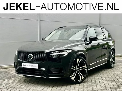 Volvo XC90 2.0 T8 Recharge AWD Ultimate Dark Longrange, Panoramadak, 22" LM velgen, Trekhaak, H/K geluidsinstallatie, enz
