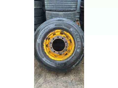 Diverse AEOLUS 325-95-R24 / 1200R24