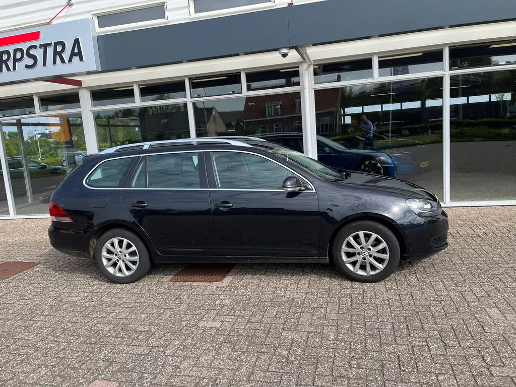 Volkswagen Golf Variant 1.6TDi,77kw, Comfl.BlueMotion,2449,-