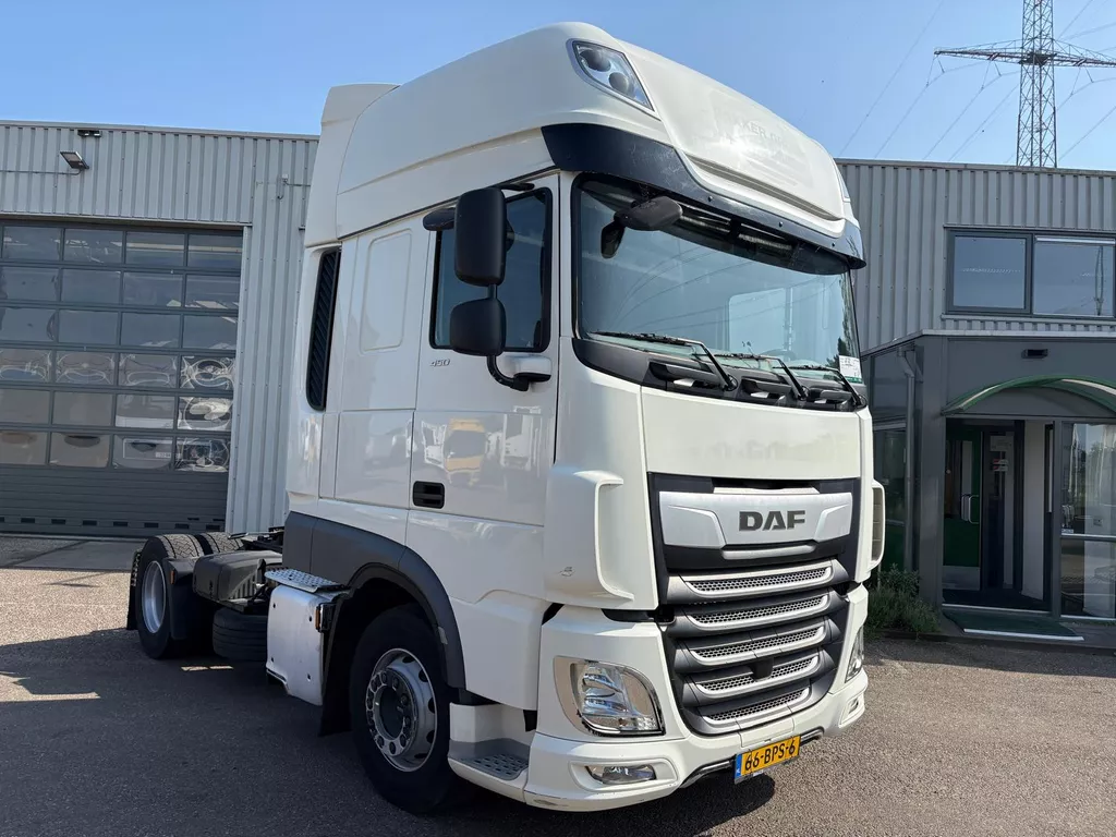 DAF XF 450 6 x Superspacecab,SSC,Toplights,NL truck,MX retarder