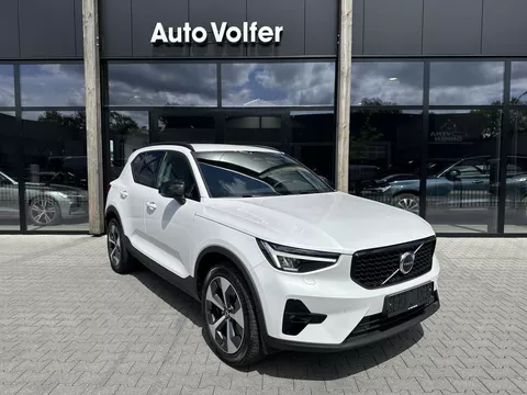 Volvo XC40 2.0 B4 Plus Dark H&amp;K|ACC|cam|LED|