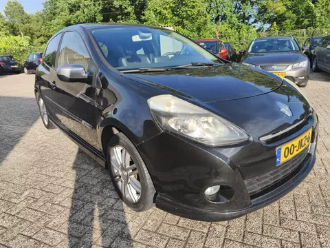 Renault Clio 1.6 16V 128 GT