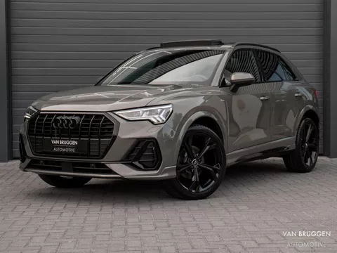 Audi Q3 35 TFSI S-Line Pano SONOS Keyless Leer Camera Sfeer BTW 20" Chronos