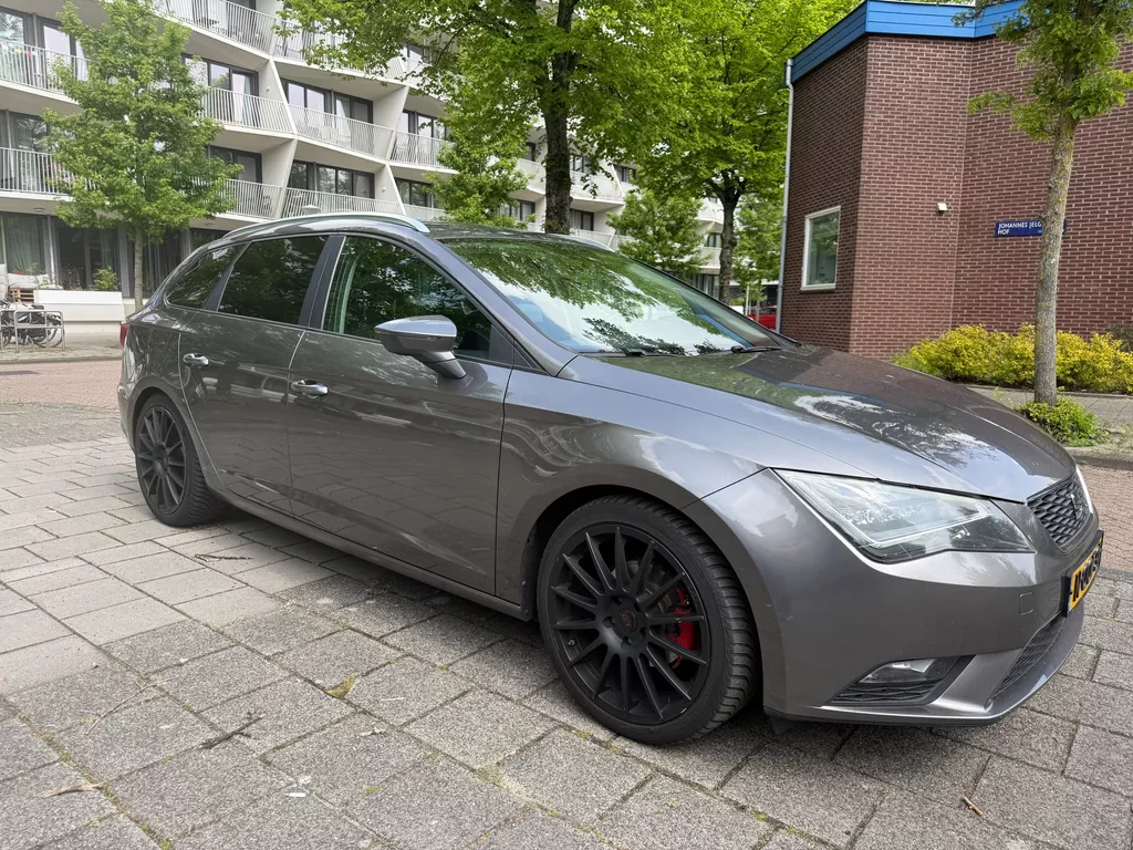 Seat Leon 1.6 TDI Style Ecomotive Cruise Climate