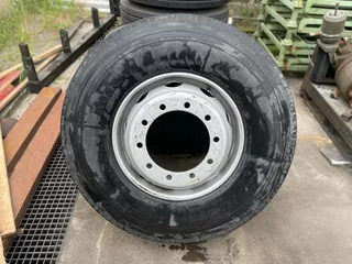 Michelin XZE2 315/80R22.5
