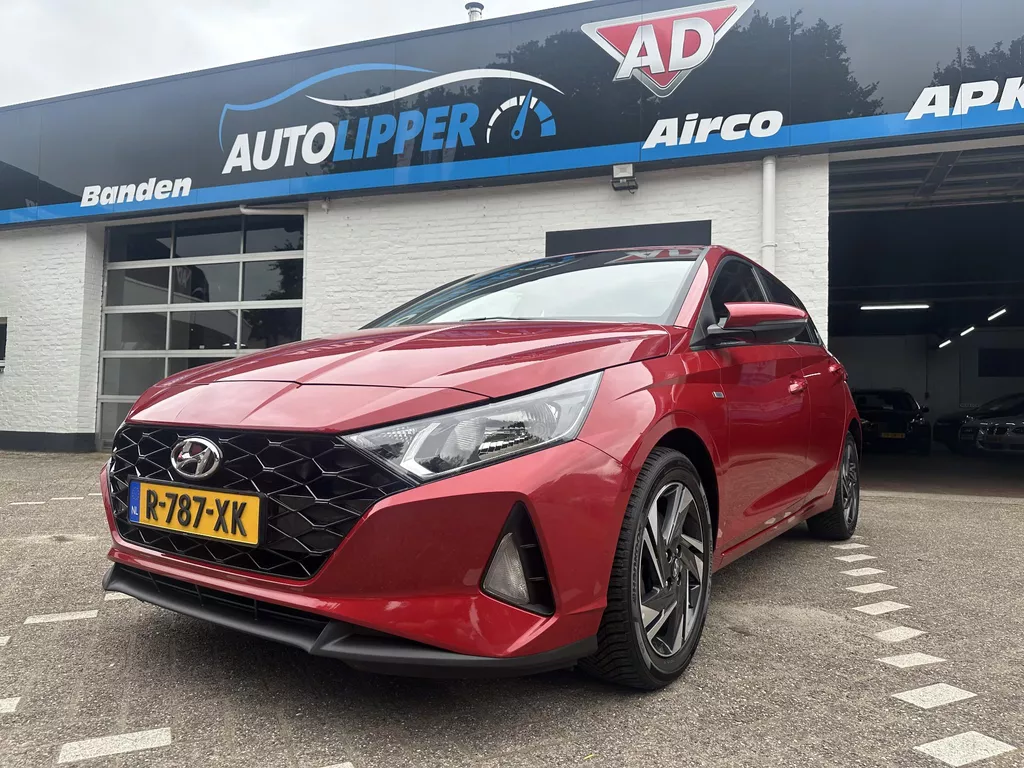Hyundai i20 1.0 T-GDI Comfort Smart /Nieuwe apk bij aflevering/Airco/Camera/navigatie/Lm velgen/All season banden