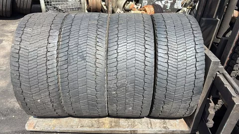 Michelin X MULTI 315/45R22.5 SET
DOT 1024