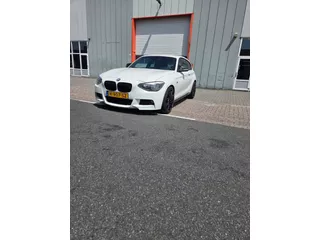 BMW 1-serie 114i EDE Business+ Navi M- Uitgevoerd Apk 05-27