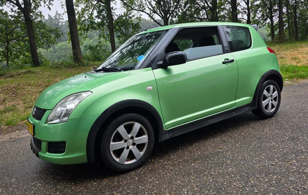 Suzuki Swift 1.3 - NL Auto - 2e Eigenaar - APK 29-06-2027 -