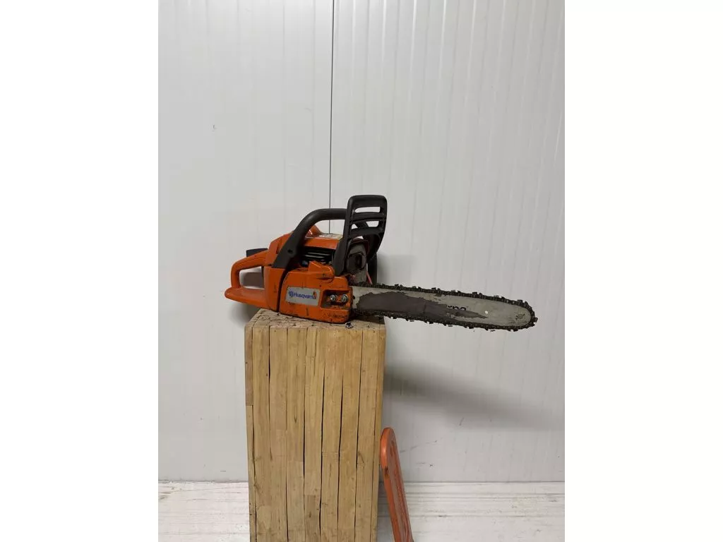 Husqvarna Husqvarna 236 X-TORQ benzine kettingzaag 2022