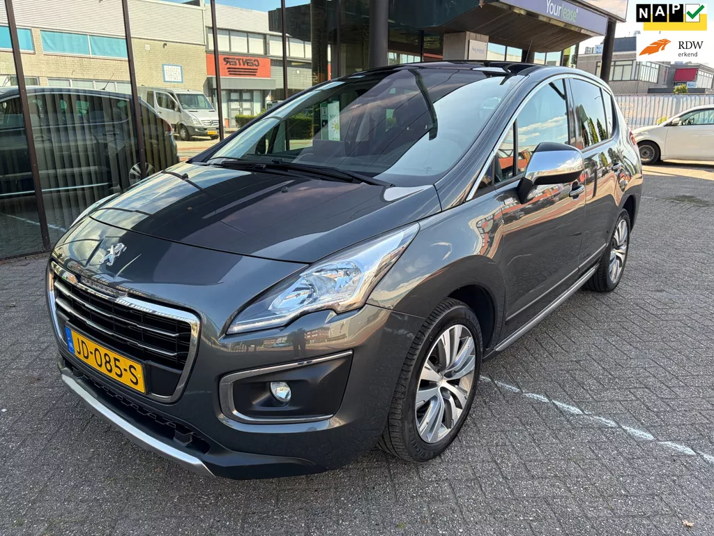 Peugeot 3008 1.2 PureTech Style / Camera / Pano&acute;dak / LED / Trekhaak