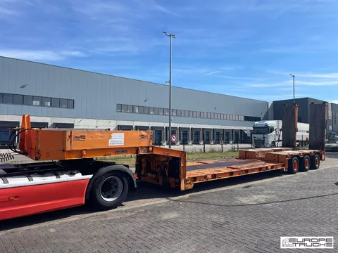Goldhofer STZ-TL3-33/80 NL Trailer - Steel Suspension - 2x Steering Axle T07779