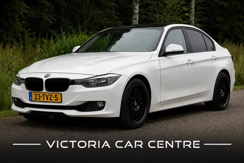 BMW 3 Serie 320i F30 - Automaat - Blikschade!