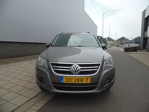 Volkswagen Tiguan 1.4 TSI Comfort&amp;Design Met airco navi trekhaak