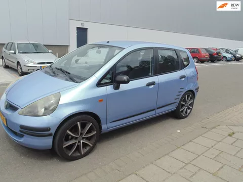 Honda Jazz 1.2 5 deurs trekhaak apk 07-2027