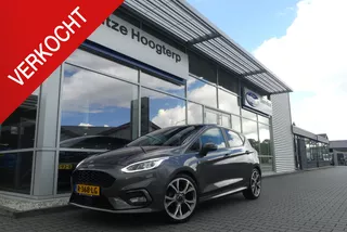 Ford Fiesta 1.0 EcoBoost ST-Line AFN. TREKHAAK, WINTER PACK, CRUISE, CLIMA, NAVI, PDC, APPLE CARPLAY/ANDROID AUTO, B&amp;O, LANE ASSIST, 77.824KM
