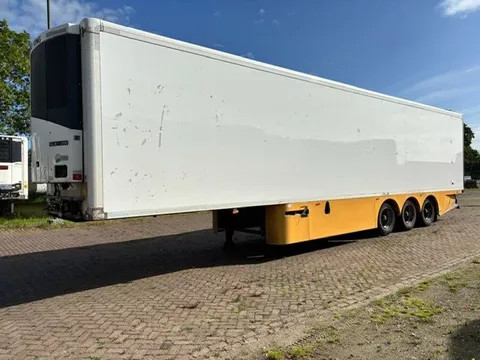 Gray &amp; Adams and Thermoking SLXe 200,BPW,260 cm hoch,6 cm wanden