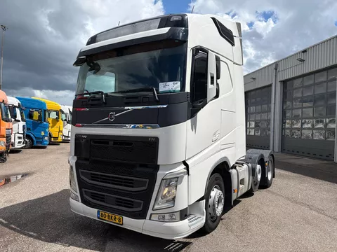 Volvo FH 460 6 x 2 ADR VLG Liftaxle Iparc cool, 70 % good tyres