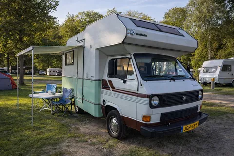 Volkswagen Camper kampeerauto T3 inruil Sloep / boot trailer voertuigen oldtimer mogelijk