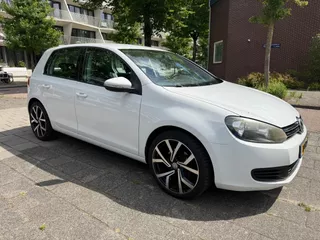 Volkswagen Golf 1.4 TSI Comfortline NW APK Snow White